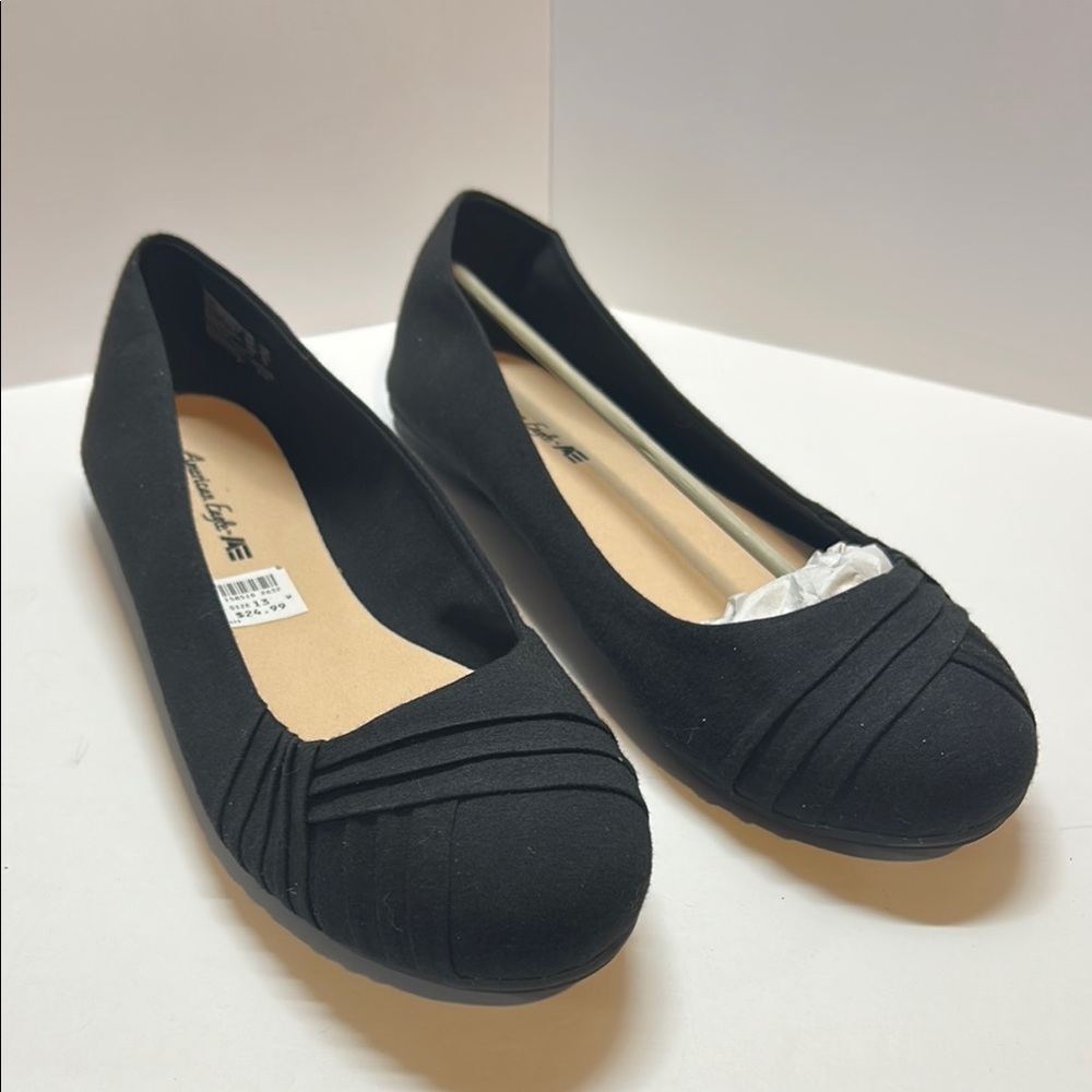 American Eagle by Payless Black Pleated Toe Ballet Flats 13W